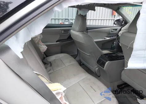 2015 Toyota Camry Xle z USA, uszkodzony, nr VIN 4T1BF1FK1FU936793